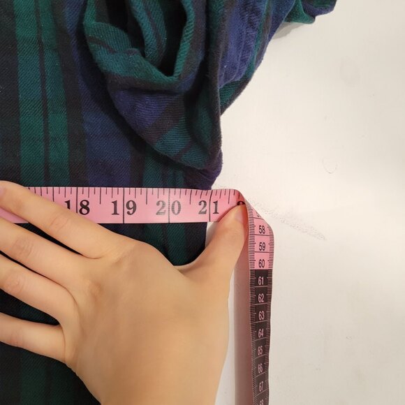 J. Crew Mid-Weight Flannel Double Brushed Slim Button Up Long Sleeve Shacket Med - Picture 6 of 9